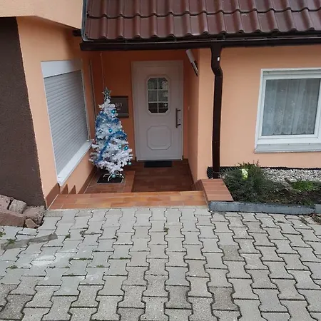 Ferienwohnung Schick-braun *