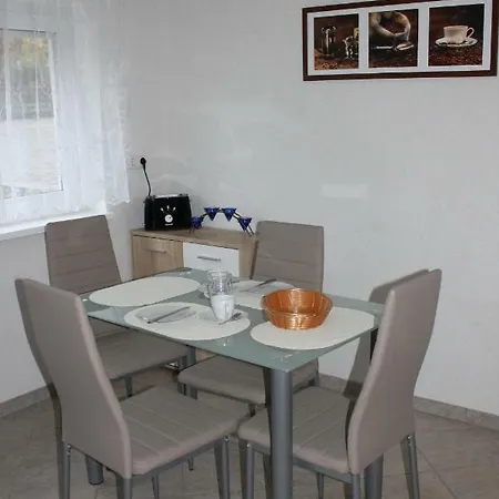 Appartement Ferienwohnung Schick-braun *